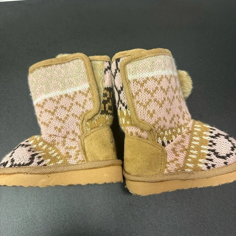Garanimals pink with tan knit infant booties size 3